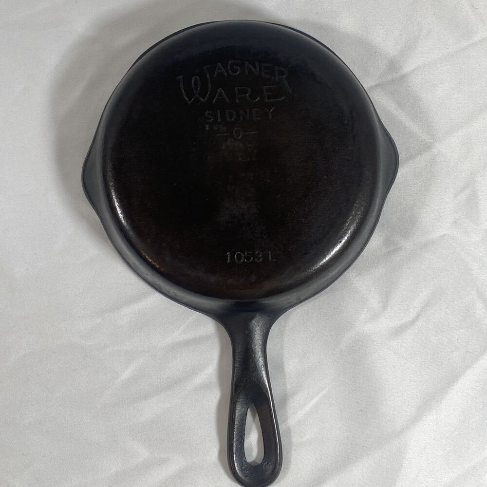 Vintage Wagner Ware Sidney -O- 1053L #3 Cast Iron Skillet 6.5" Black